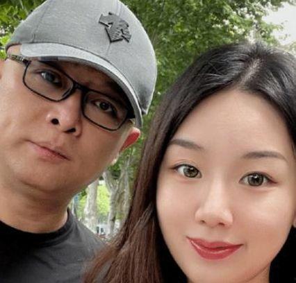 娱乐圈大家都是吃瓜人,全民吃瓜,揭秘明星幕后生活